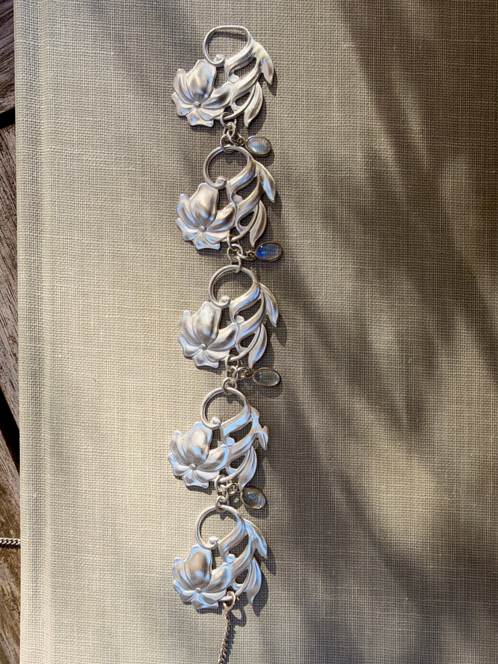 The Louise Pomeroy Choker