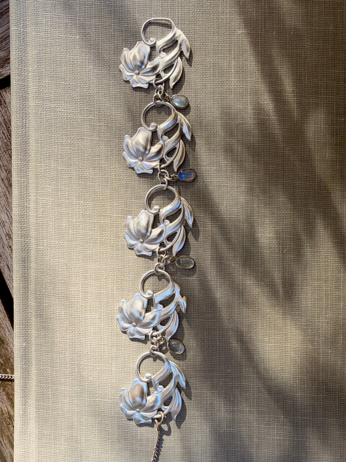 The Louise Pomeroy Choker